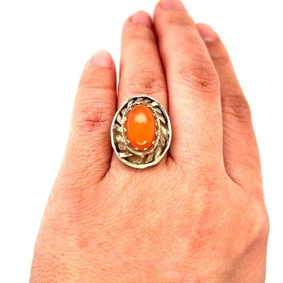 Estate Ladies 14k Gold Orange Gemstone Ring - Picture 8 of 13